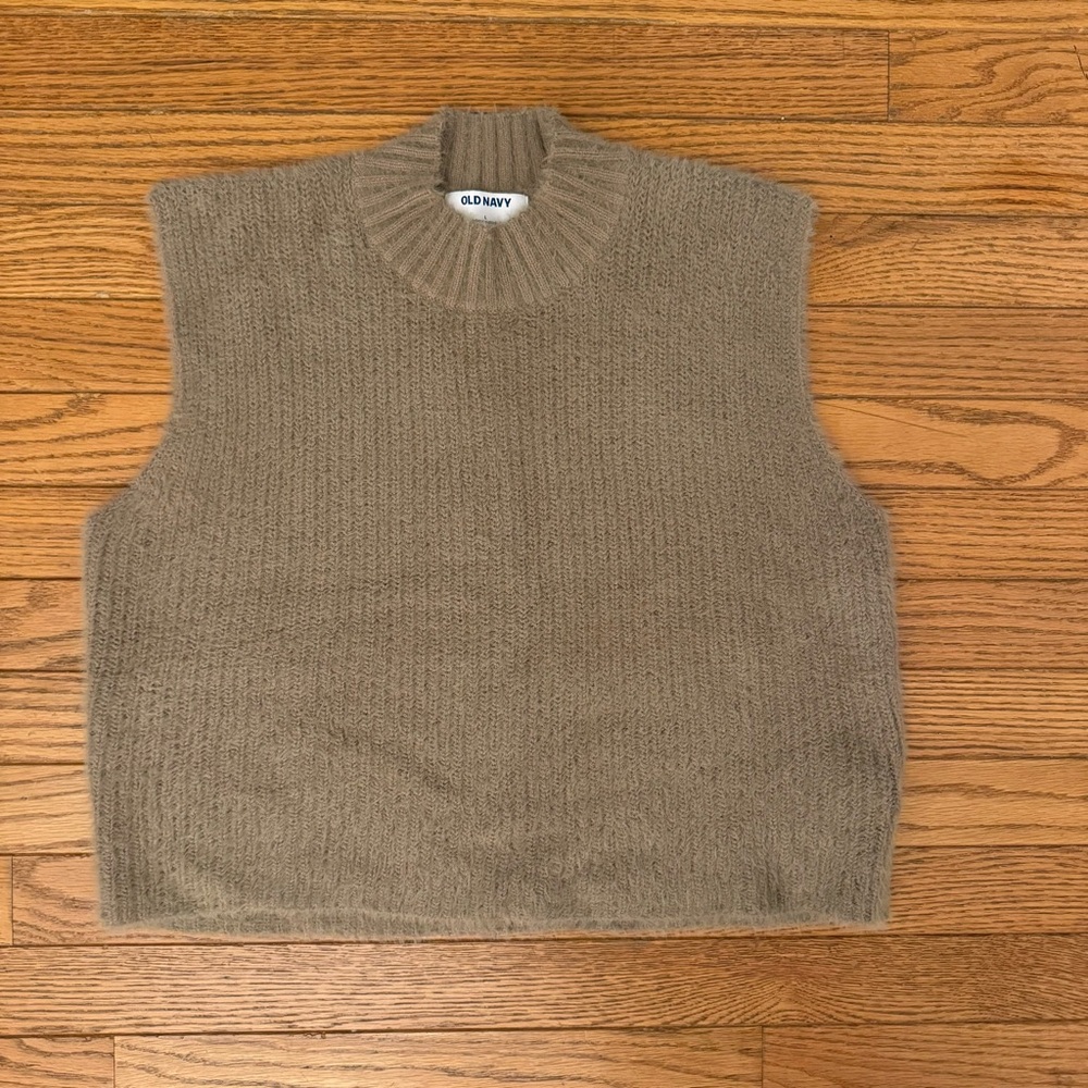 Old Navy Women's Brown Turtleneck Sweater Vest
